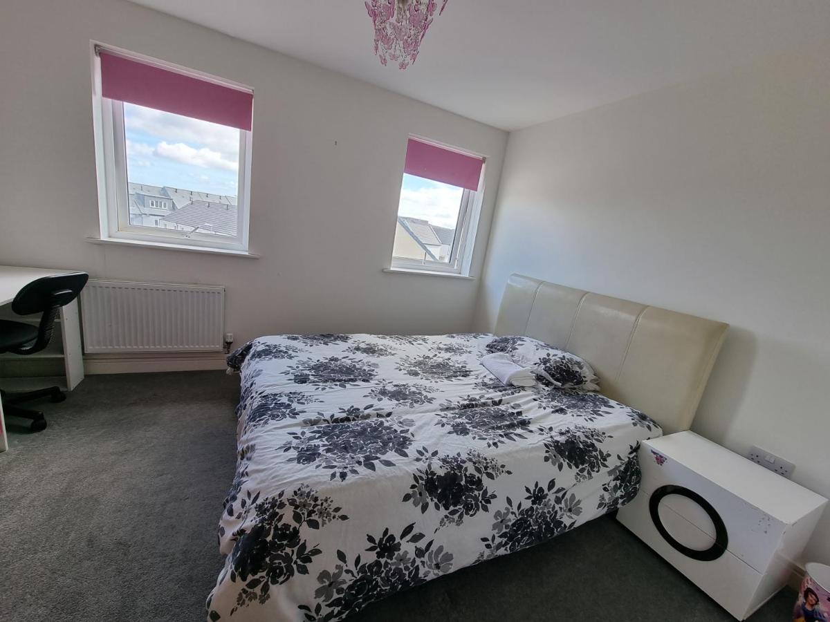 Kingsize Room Close To The A30 Camborne Pool Zewnętrze zdjęcie